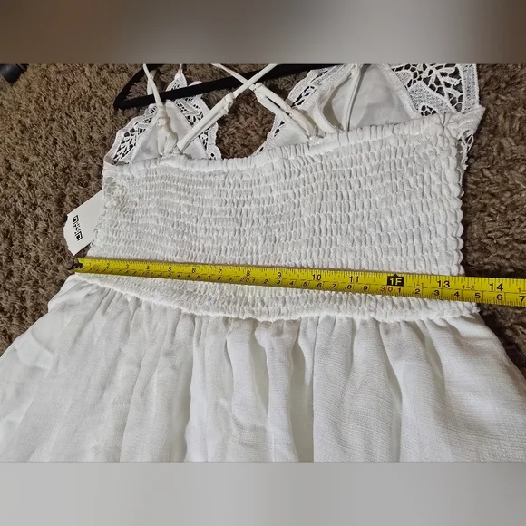 "Emerald Sundae" White Textured Dress. - Picture 10 of 16